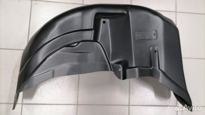 Подкрылок задний правый Nissan X-Trail T32/T32 MC