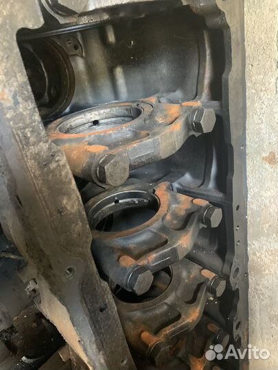 Блок двигателя detroit 14,0