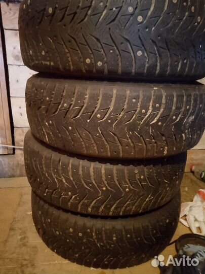 Kumho WinterCraft Ice WI31 185/60 R15