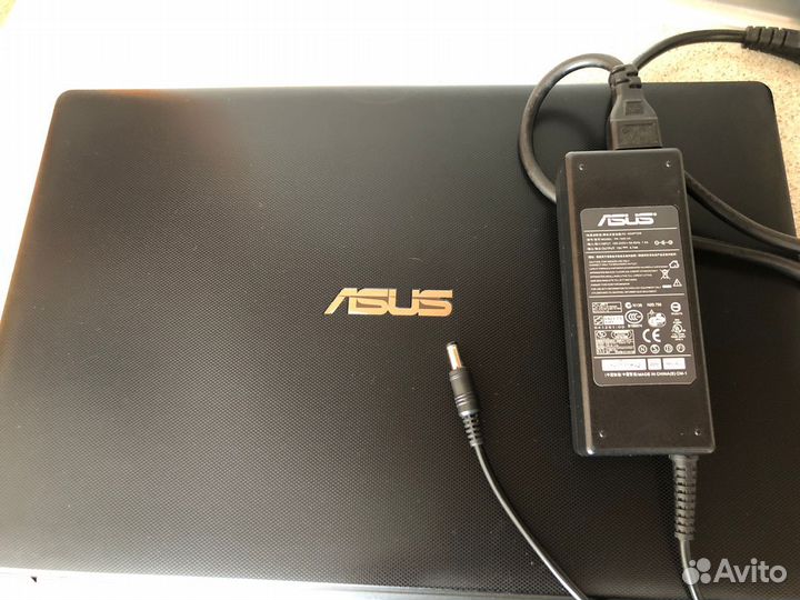 Ноутбук asus