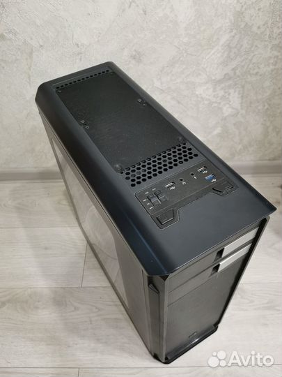 Игровой компьютер P9X79 \ E5-1680v2 \ GTX680 \ 8Gb