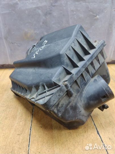 Корпус воздушного фильтра Opel Zafira A Z16XE