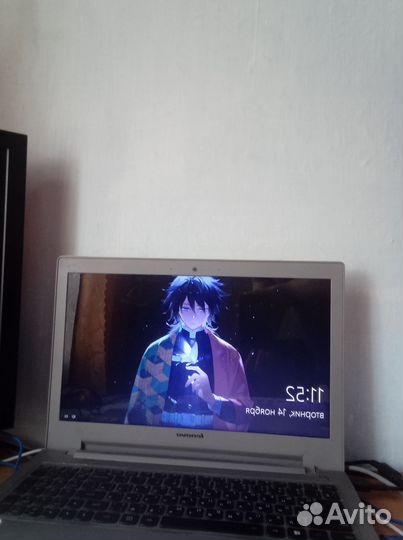 Ноутбук для работы и не сильных игр