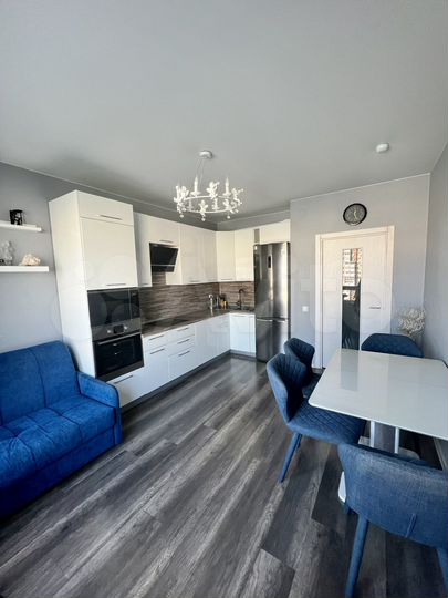 2-к. квартира, 69,5 м², 14/14 эт.