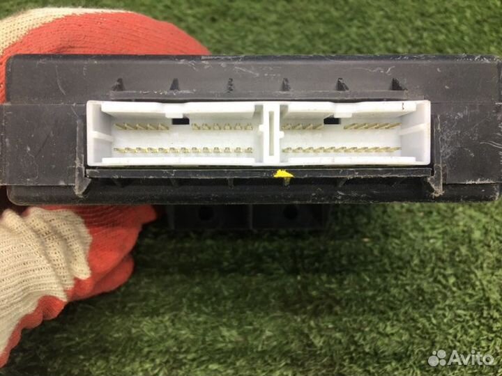 Блок управления центральным замком Kia Rio QB