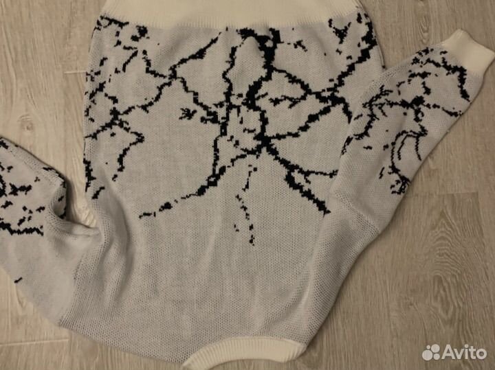 Свитер oversize