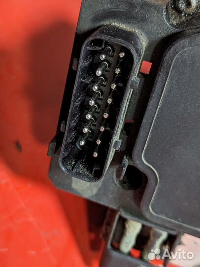 Блок ABS Audi VW 8E0614111AS