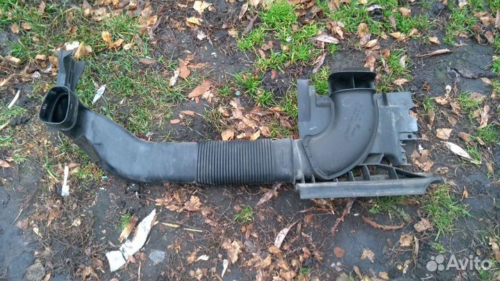 Воздуховод Мондео 4