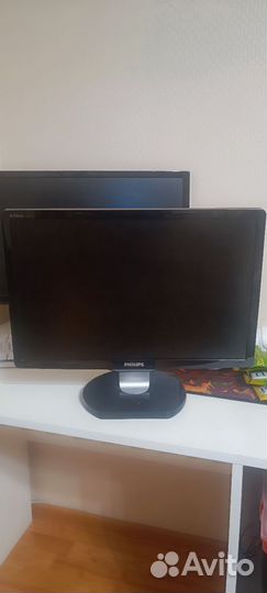 Монитор Philips