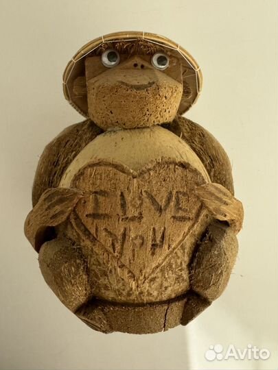 Фигурка обезьянка из кокосового ореха