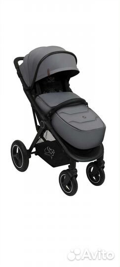 Прогулочная всесезонная коляска