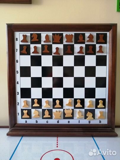 Шахматы настенные магнитные