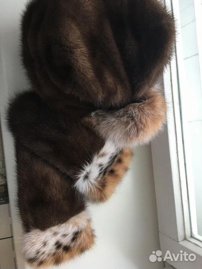 Комплект меховая шапка и варежки