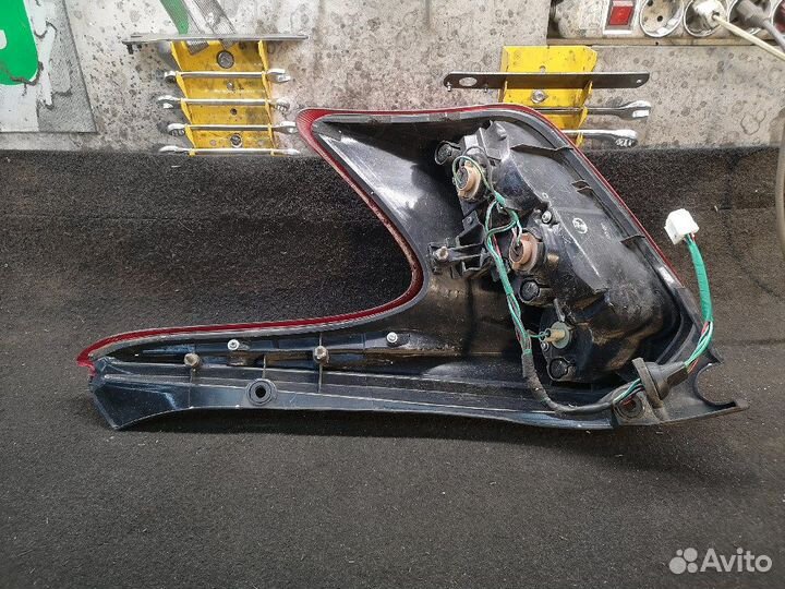 Фонарь задний левый Ниссан Жук