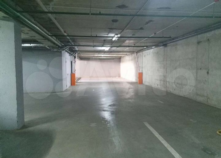 Машиноместо, 27 м²