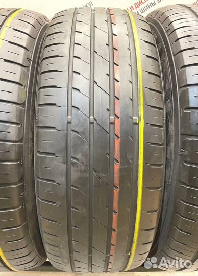 Dunlop Enasave RV504 215/60 R17 96R