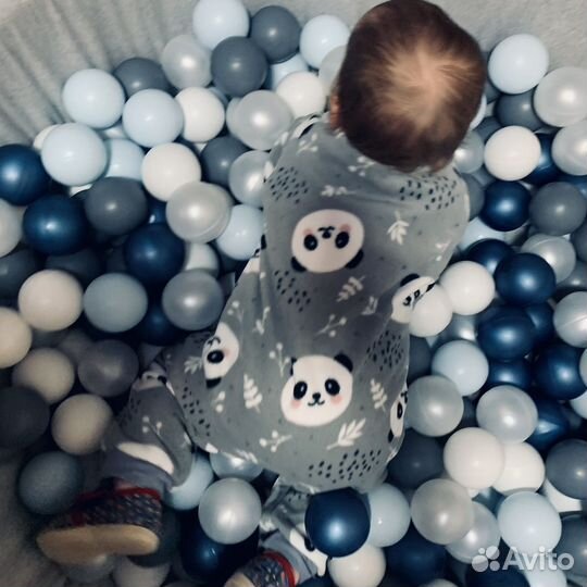 Сухой бассейн с шариками