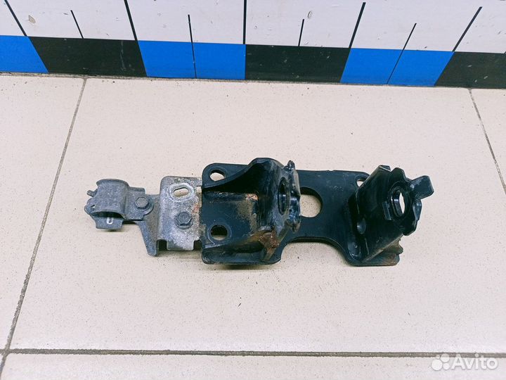 Кронштейн двигателя левый RAV 4 2013