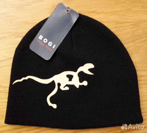 Новые зимние шапки р.51-53 варежки