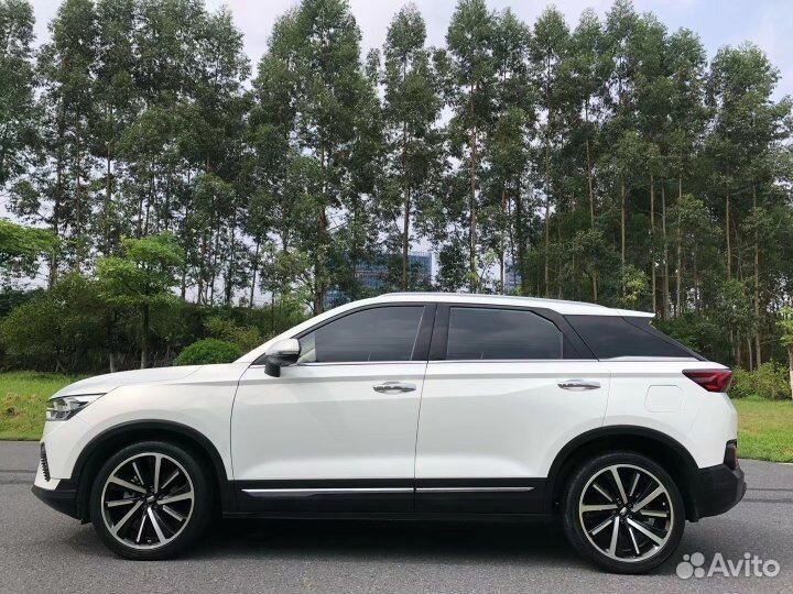 FAW Bestune T77 1.5 AMT, 2019, 43 000 км