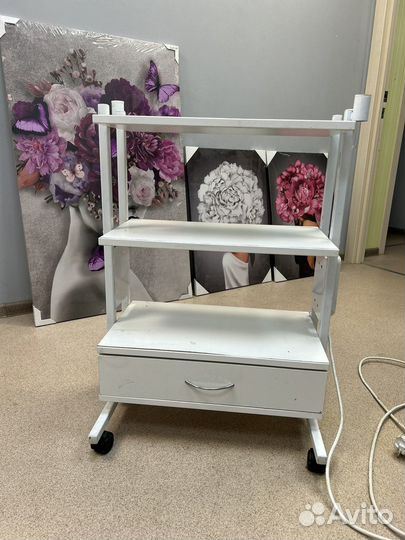 Тележка для косметолога бу