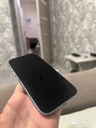 iPhone 15, 256 ГБ