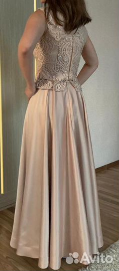 Платье вечернее