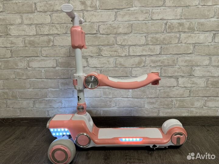 Электросамокат детский с музыкой Bluetooth