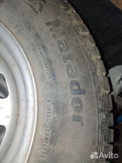 Magnum MG-1 275/7 R16