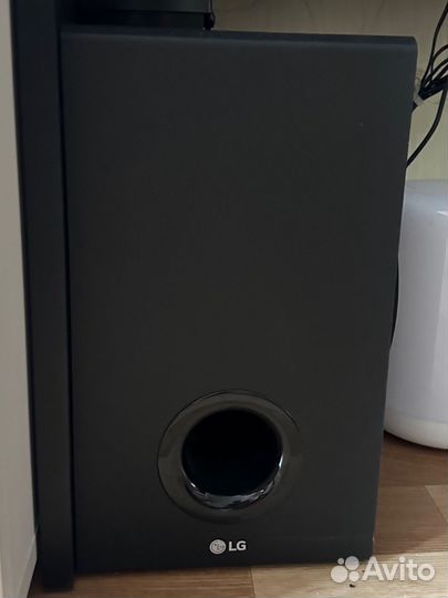 Саундбар LG SJ2 + сабвуфер