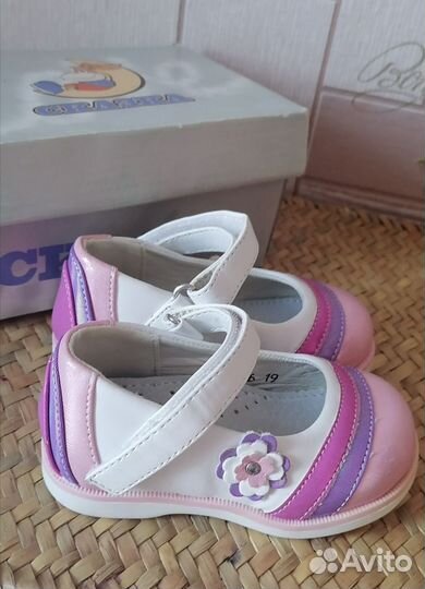 Туфли для девочки.19 размер