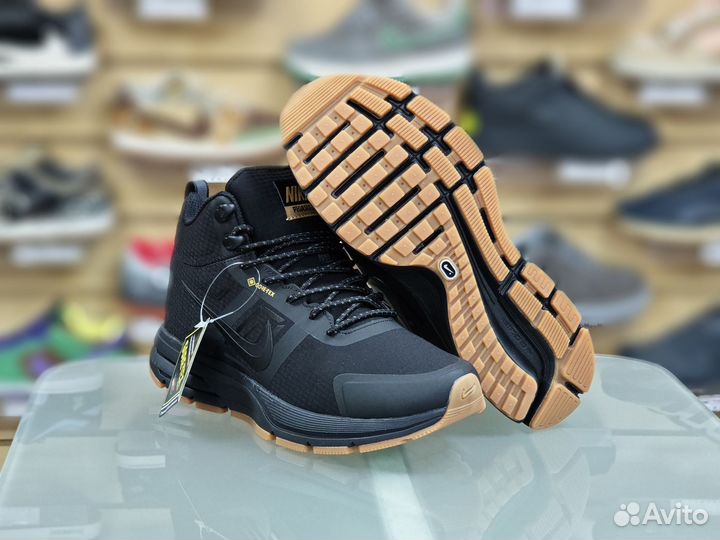 Кроссовки зимние Nike