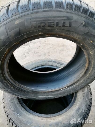 Pirelli Ice Zero 195/60 R15