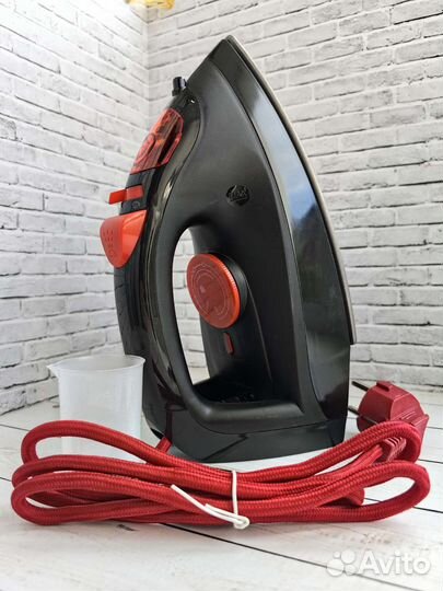 Новый утюг Marta MT-1148