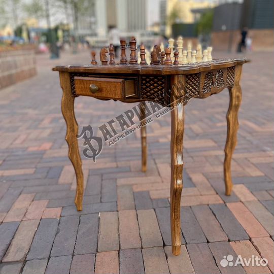 Шахматы столик