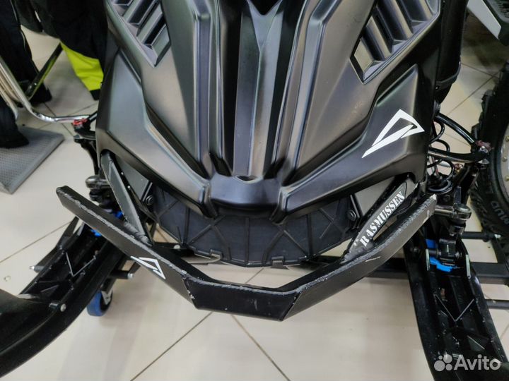 Снегоход Ski-doo Summit X T3