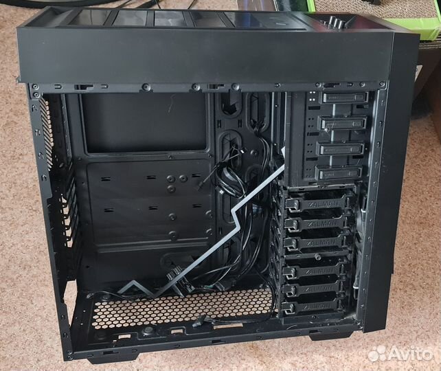 Корпус Full-Tower для пк 