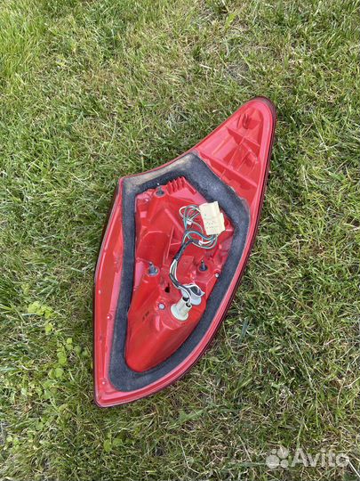 Rav4 фонарь задний левый