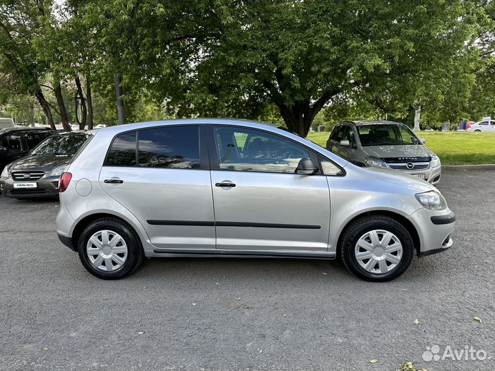 Volkswagen Golf 1.6 AT, 2008, 195 000 км