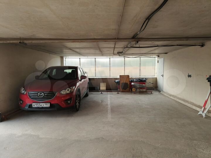 Машиноместо, 18 м²
