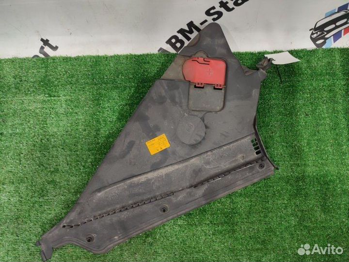 Решетка стеклоочестителя правая Bmw 320D F30