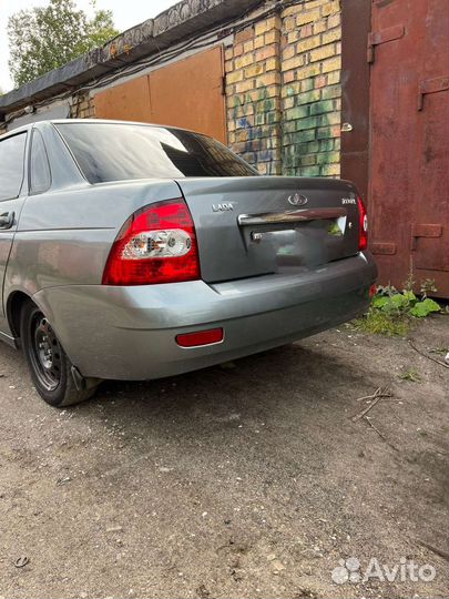 Задний бампер на priora