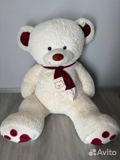 Большие плюшевые медведи