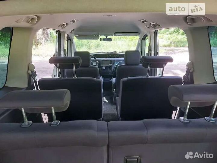 Минивен 7 + 1 мест аренда с водителем