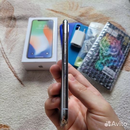 iPhone X, 256 ГБ