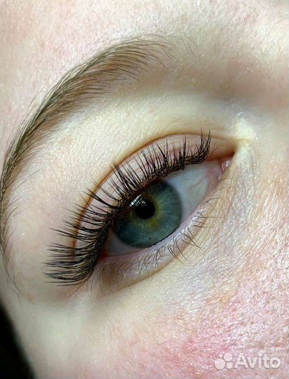 Наращивание ресниц и оформление бровей (+обучение)