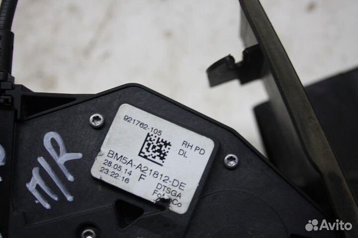 Замок двери передней правой ford focus III 2011