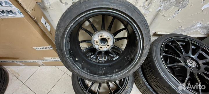 Колеса r17 лето на Фольксваген