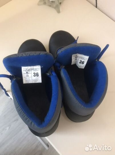 Лыжные ботинки