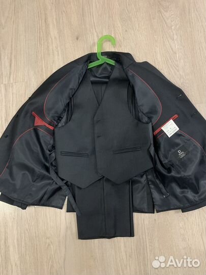 Костюм тройка для мальчика